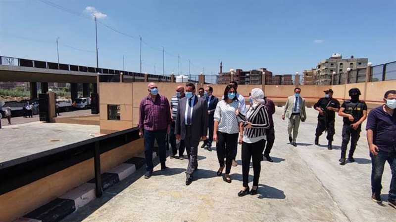 محافظ البحيرة يتفقد