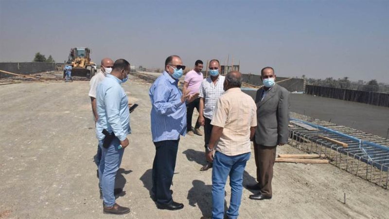 محافظ أسيوط يتفقد