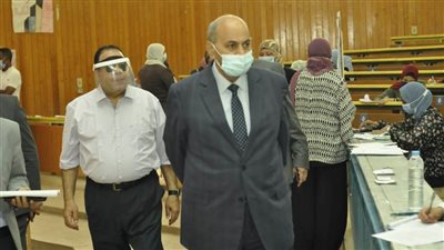 انتظام امتحانات نهاية العام بكليات جامعة المنيا وسط تشديد الإجراءات الاحترازية 