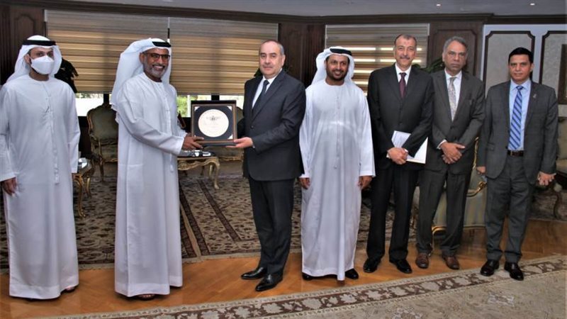 وزير الطيران المصري