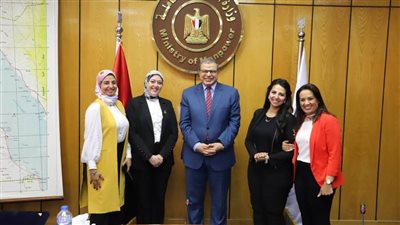 سعفان يلتقى أعضاء تنسيقية شباب الأحزاب والسياسيين ومجلسي النواب والشيوخ