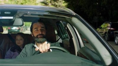 أحمد حاتم أب مثالي يرفض فكرة الزواج في ليه لأ؟!