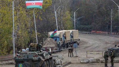 أذربيجان تسلم إلى أرمينيا 15 أسيرا مقابل خرائط حقول ألغام