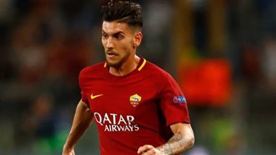 برشلونة يبدأ محادثات مع لاعب وسط روما لورينزو بيليجريني