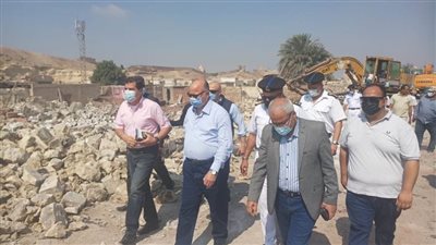 استمرار أعمال إزالة 