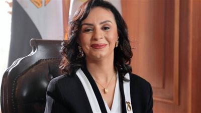 مهرجان أسوان لأفلام المرأة يكرم مايا مرسي ويمنحها جائزة نوت للإنجاز