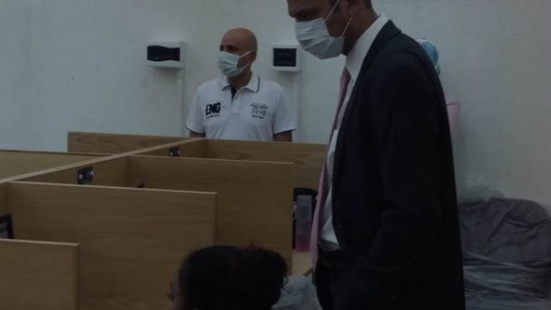 عميد كلية الصيدلة