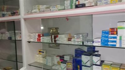 ضبط صيدلية بدون ترخيص و165 نوع أدوية بشرية منتهية الصلاحية