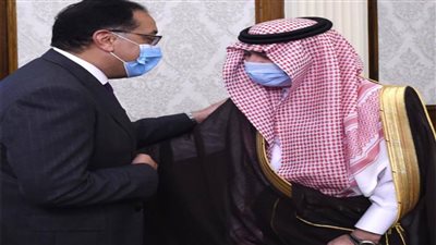 رئيس الوزراء يلتقى وزير التجارة والصناعة السعودي والوفد المرافق له