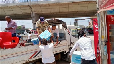 رفع ٦٥٠ إشغال طريق ثابت ومتحرك فى حملة مكبرة بالبحيرة