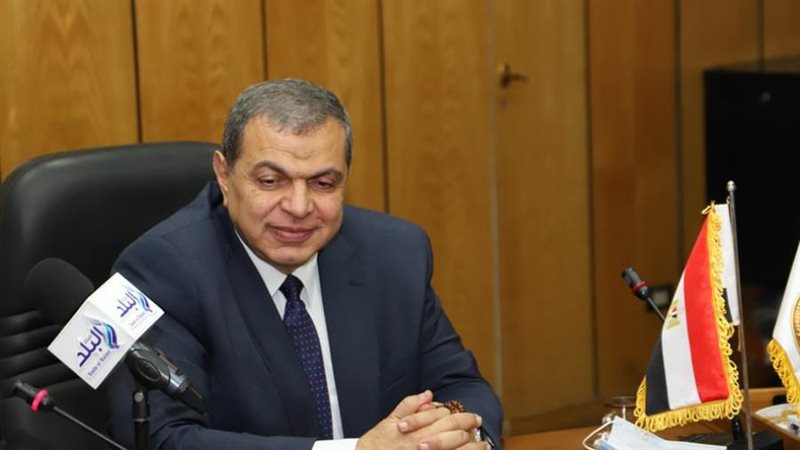 وزير القوى العاملة