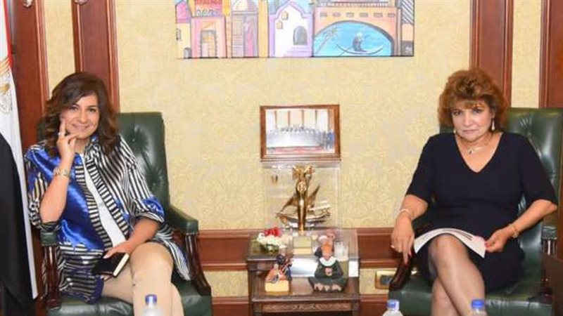 الهجرة تنظم لقاء