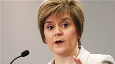 تعهد الوزيرة الأولى في اسكتلندا بتقديم الدعم للأعمال التجارية بسبب استمرار الإغلاق