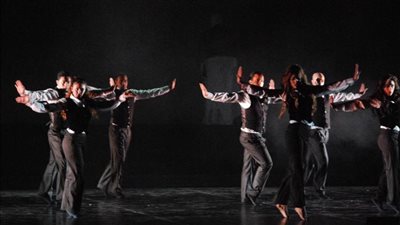 الرقص الحديث يغير الثوابت المنطقية بمسرح الجمهورية