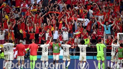 تعرف على القنوات الناقلة ومواعيد مباريات كرة القدم.. اليوم الجمعة