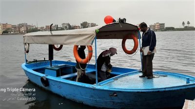 مراجعة تراخيص المعديات النهرية والتأكد من مقومات السلامة بالبحيرة