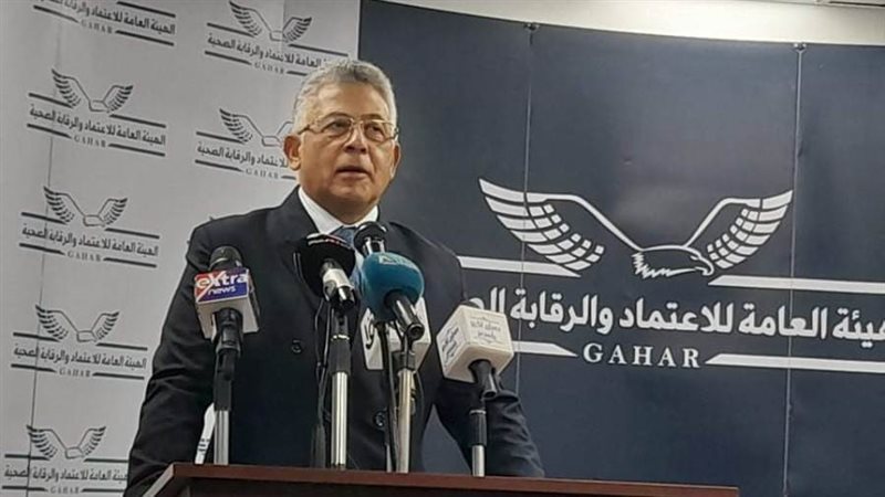 أشرف اسماعيل