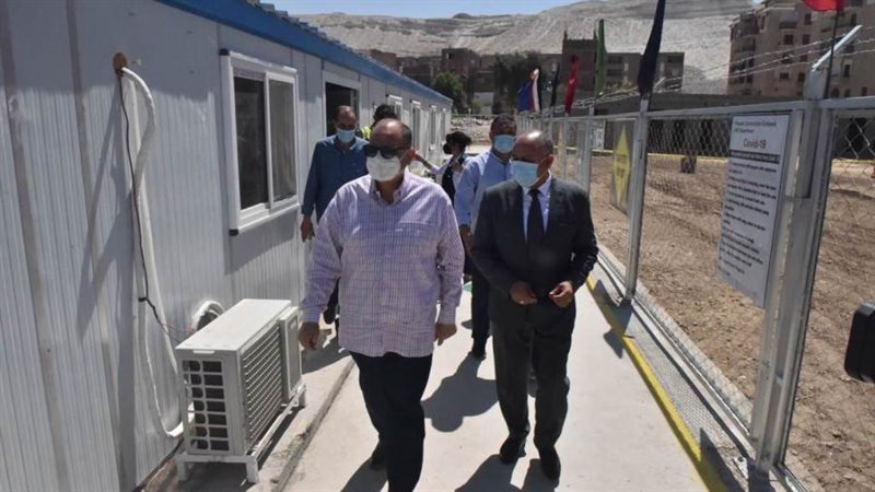 محافظ أسيوط يتفقد