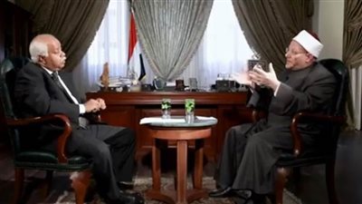 مفتي الجمهورية: لابد من إصدار تشريع قانوني ملزم بإبعاد غير المتخصصين عن مجال الدعوة والإفتاء