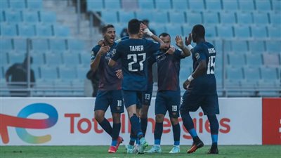 الأهلي يطلب جماهير لمباراة الترجي.. وبيراميدز بالأسود أمام الرجاء 