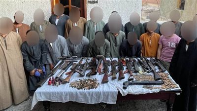 القبض على 20 متهماً وضبط 20 قطعة سلاح في حملة أمنية بأسيوط