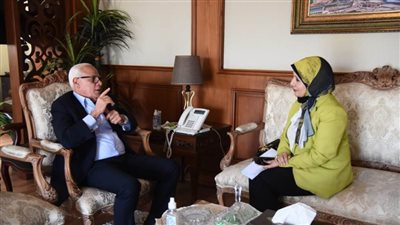 محافظ بورسعيد يستقبل مدير فرع الهيئة العامة للاعتماد والرقابة الصحية