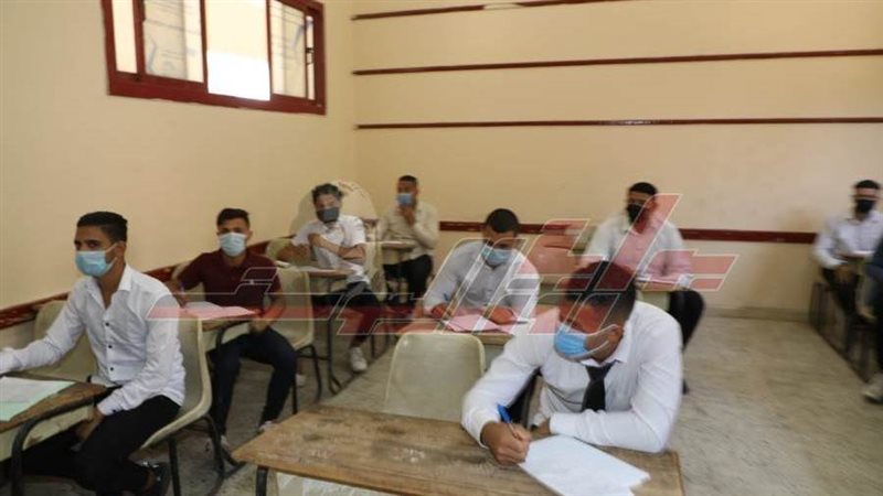 طلاب الدبلومات بالمنوفية