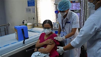 الهند تبدأ حملة لتطعيم جميع البالغين ضد فيروس كورونا مجانا