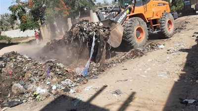 محافظ الجيزة:رفع 350 طن مخلفات أسفل الطريق الدائري بمنطقتي (غطاطي - الكوثر) في الهرم