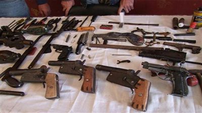 أجهزة الأمن تضبط 35 قطعة سلاح ناري و112 قضية مخدرات خلال يوم واحد