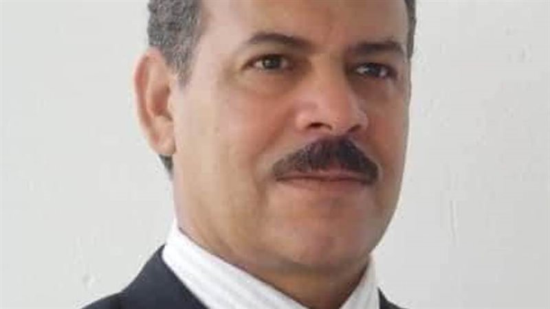 دكتور عبد العزيز