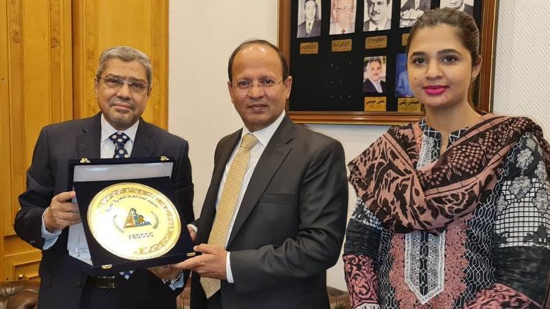 العربي والسفير الباكستاني