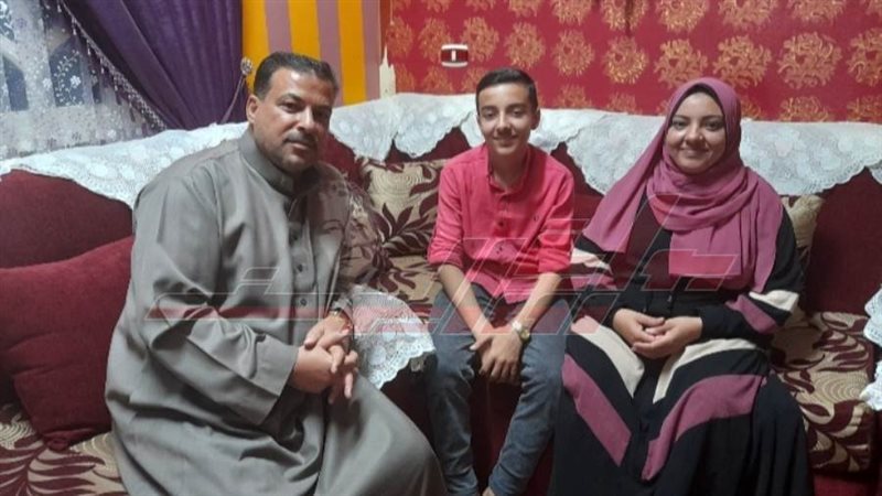 الأول مكرر بالشهادة