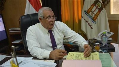 تركيب قطع موفرة لمياه الشرب بالمصالح الحكومية والمدارس في الوادي الجديد