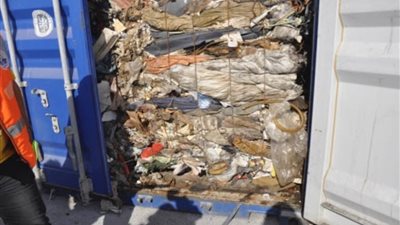 تونس.. رفض مطالب الإفراج عن الموقوفين في قضية النفايات الإيطالية