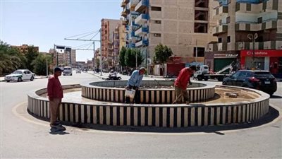 حملة نظافة ورفع كفاءة محطات المياه داخل مدينة الخارجة وقراها