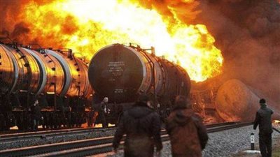 مقتل وإصابة 18 شخصا جراء انفجار سيارة مفخخة بمدينة 