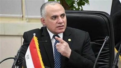 وزير الري يبحث مع مسئولي جنوب السودان المشروعات التنموية المشتركة