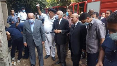 محافظ الجيزة يتابع عمليات إطفاء حريق اندلع بإحدى الغرف بمبنى أرشيف مجلس الدولة
