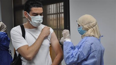 جامعة حلوان تواصل تطعيم منتسبى الجامعة باللقاح الخاص بـ