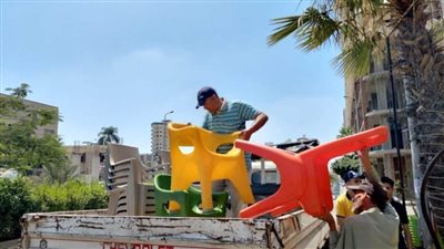 رفع ٣٦٤ حالة إشغال طريق ثابت ومتحرك فى حملة مكبرة بالبحيرة 