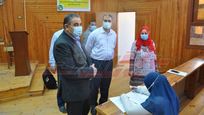 جولة رئيس جامعة كفرالشيخ