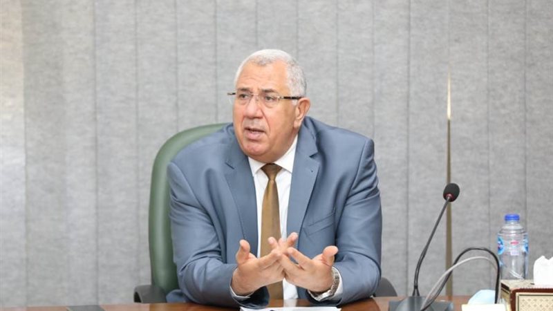 وزير الزراعة