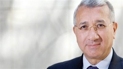 السفير حجازي: 