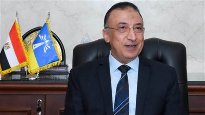 محافظ الإسكندرية يؤكد العمل بكل جهد لصيانة ورفع كفاءة الطرق بجميع الأحياء