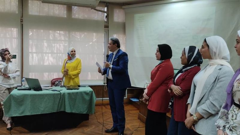 جانب من اللقاء