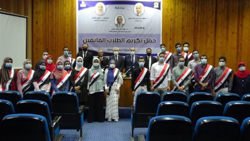 رئيس جامعة المنيا