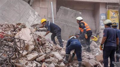 النيابة العامة تستدعي مسؤولي حي وسط الإسكندرية المعنيين بالعقار المنهار