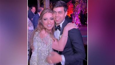 نكشف صاحبة صورة فرح ابن مصطفى قمر 