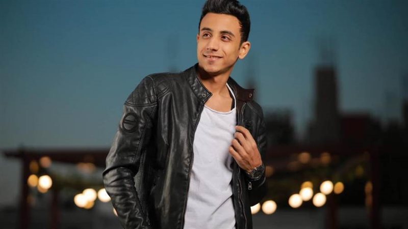 الفنان أحمد فتحي